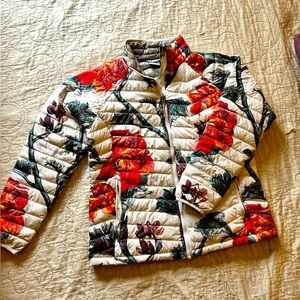 Columbia Women’s XXL White-out Omni Heat Puffer, Floral Pattern
